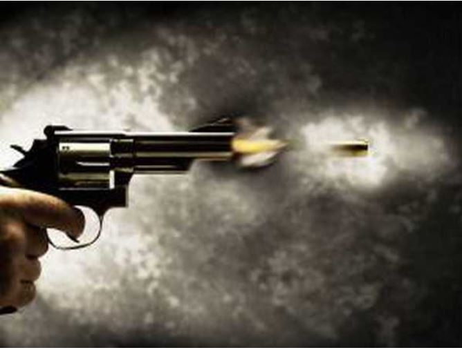 Drug smugglers open fire at cops, three arrested